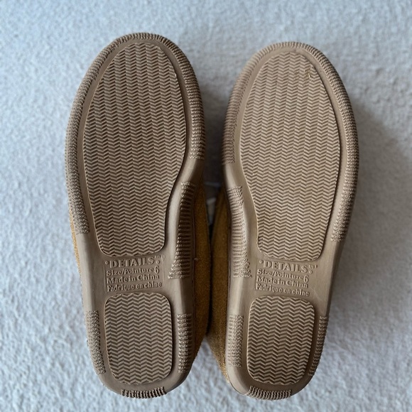 NWT Genuine Suede Moccasin Slippers 6 - Picture 12 of 14